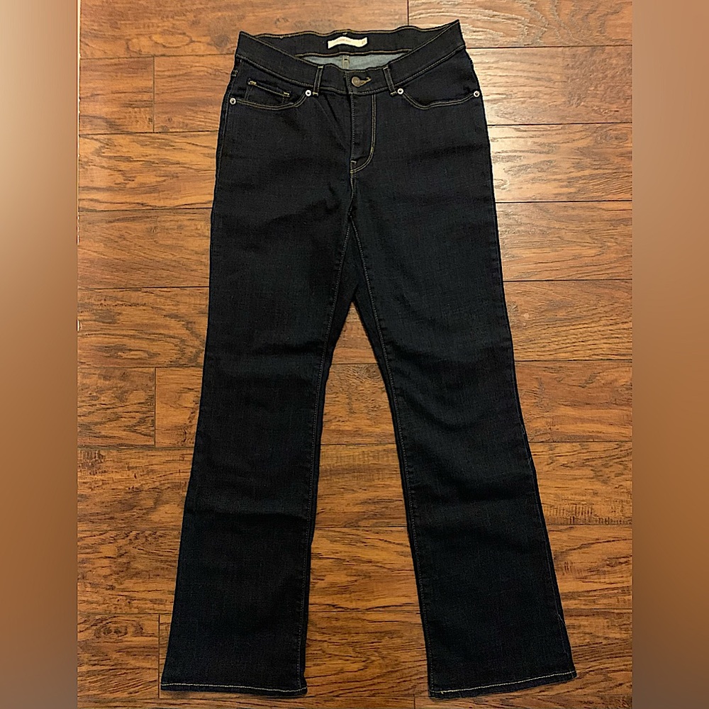 Ladies (NWOT) Levi Strauss Boot Cut Dark Demin Jeans Sz 27W/30L